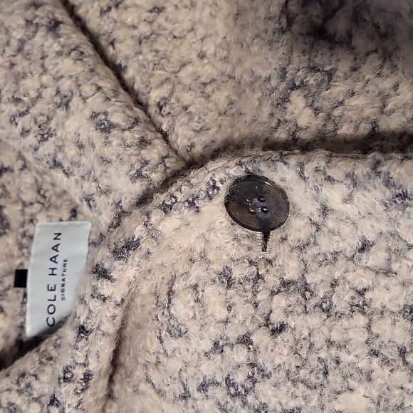Cole Haan Cole Haan Signature Asymmetrical Hooded Boucle Ladies Coat Size 6. - Picture 3 of 11